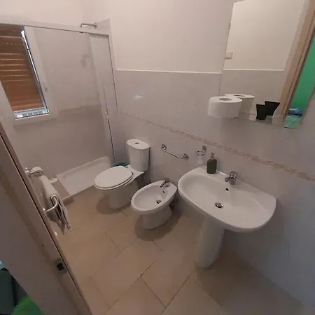 Cta Aeroporto Fontanarossa Reception H24 فندق مبيت وإفطار *
